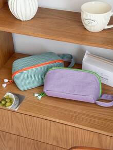 Minimalist Fresh Plaid Fabric Soft Makeup Bag, Convenient Zipper Large Capacity Storage Pouch - Multicolor - View 4