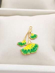 1pc Summer Casual Botanical Element Stainless Steel Pendant, Suitable For Daily Wear, Travel, And Gifts - Yellow Gold - View 1