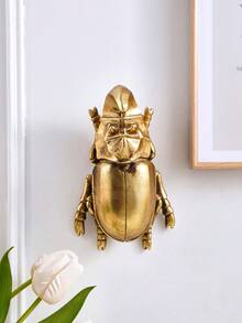 1pc Creative Resin Gold Rhinoceros Beetle Wall Decor, Handmade Insect Decoration Accessory, Suitable For Insect Lovers, Home Parties Or Insect Museum Displays - Gold - View 5