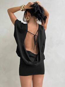 Vestido Corto Ajustado con Espalda Descubierta y Lazada - Diseño Francés Elegante, Escote Drapeado con Abertura para Mujer - Negro - Ver 2