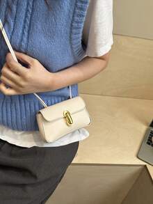 2026 New Mini Baguette Bag With Clasp, Retro Chic Underarm Shoulder Handbag, French Stylish Crossbody Tote - Beige - View 6