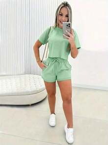 2 piezas Conjunto de top de manga corta y pantalones cortos de unicolor informal para mujer, verano - Verde - Ver 4