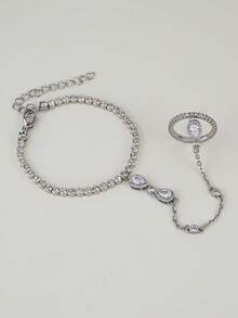 Funkelnder Kubikzirkonia Handketten-Armreif mit Ring für Frauen - verbundener Fingerring-Geschirr-Schmuck für Hochzeit, Abschlussball und den Alltag - Silber - Übersicht 2