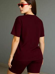 Set Deportivo Casual Mujer Dos Piezas, Camiseta Cómoda y Short Ajustado para Look Urbano Estampado De Corazon De Colores - Color caoba - Ver 5
