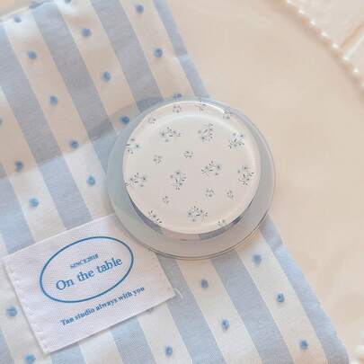 Magnetic Blue Floral Phone Holder, Strong Magnetic Absorption MagSafe, Fresh And Gentle Flower Design