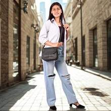 Small Brown Leather Crossbody Purse For Women Vintage Boho Saddle Bag, Cute Western Satchel Handbag & Lightweight Mini Purse | Premium Full Grain, Compact 10" Size, Adjustable Strap, Lightweight Feel, Secure Storage - 黑色的 - 查看 2
