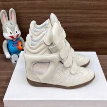 2026 New Style High-Top  Women's Shoes, With Invisible Inner Height Increase, Non-Slip And Wear-Resistant, Color-Blocked Flat Casual Sports Women's Shoes, Very Suitable For Daily Matching And Travel - 白色 - 查看 2