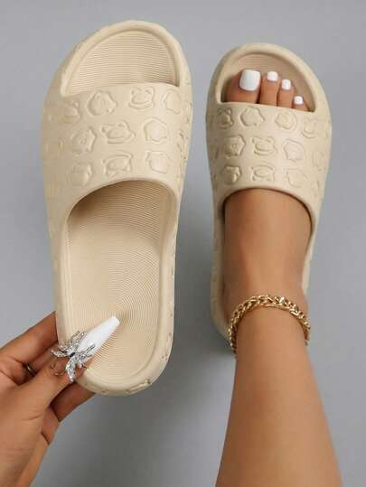 Soft Slippers Cartoon Patterns Summer Non Slip Home Shoes For Women Comfortable Designer