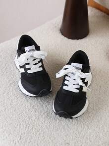 1 Pair Spring/Autumn New Versatile Wear-Resistant Children Sneakers - Black - View 4
