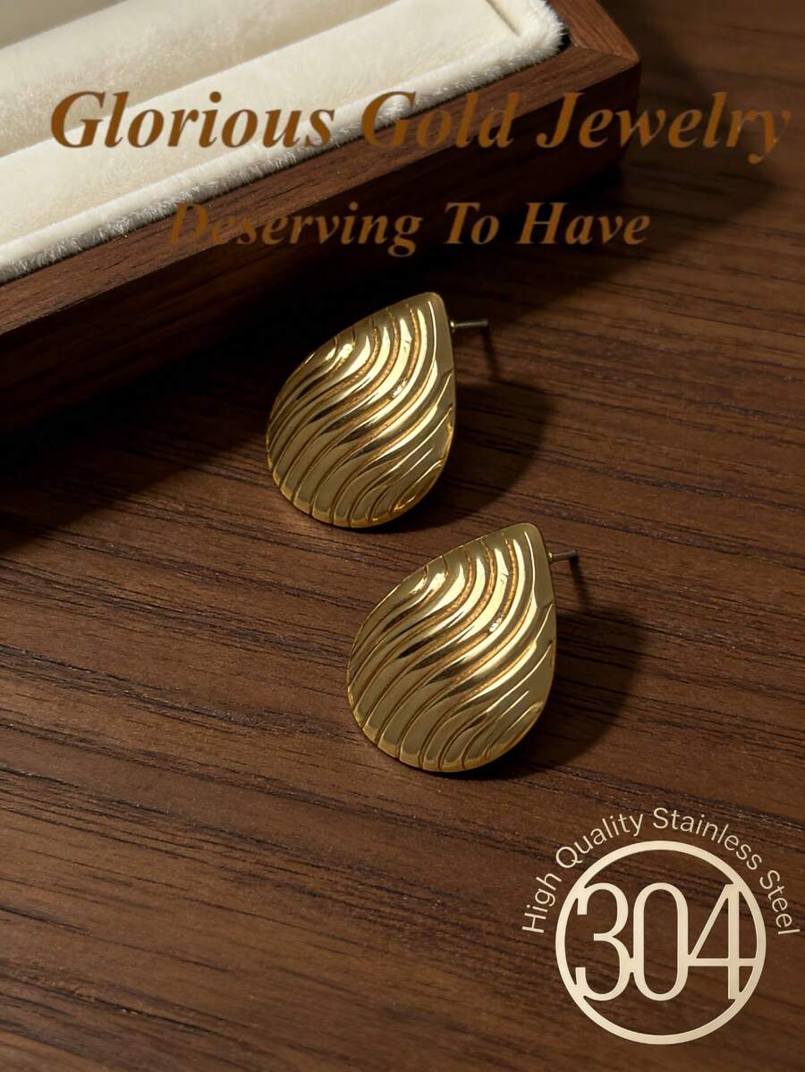 A Pair Of Sturdy 18k Gold-Plated Stainless Steel Drop Ear Studs. Women's Ear Jewelry. Lightweight And Non-Irritating. Stylish, Simple, And Elegant Design. Perfect For Everyday Casual Wear. An Ideal Gift For Moms/Female Friends/Wives. - Gold - View 1