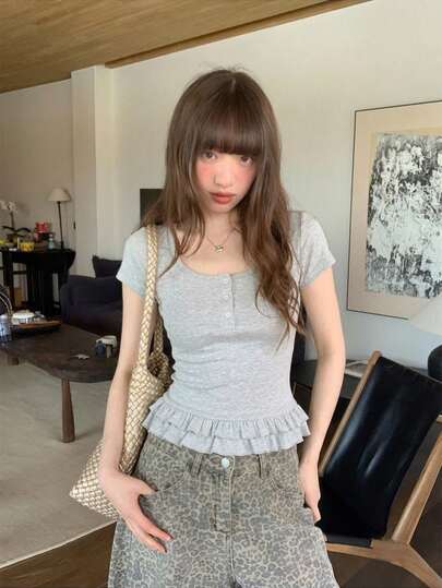 女士纯色圆领休闲短袖荷叶边下摆T恤，春夏款