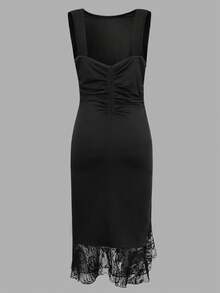 2026新款女士时尚优雅通勤风夏季连衣裙，撞色蕾丝褶皱中长连衣裙 - 黑色 - 查看 2