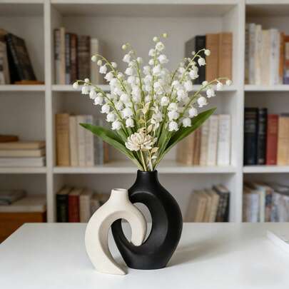 2pcs New Criss-Cross Vase, Niche Design Black & White Ring Flower Holder, Housewarming Gift, Practical Desktop Decor & Photo Prop