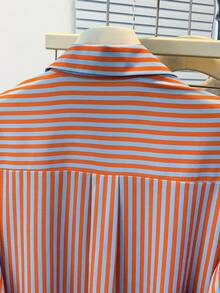 Blusa de mujer de manga larga con cuello puntiagudo y bolsillos con botones, a rayas, de estilo casual básico, adecuada para uso diario en la oficina, otoño/invierno/primavera - rayas azules y naranjas - Ver 7
