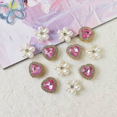 12件套DIY鞋饰挂件 - 闪亮粉色水钻爱心、珍珠花朵装饰纽扣，非金属轻质材料，Y2K时尚百搭可爱男女通用，适用于EVA凉鞋、拖鞋，可拆卸鞋饰，节日礼物