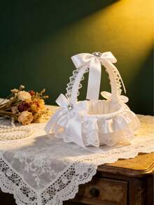 3 chiếc giỏ hoa kiểu phương Tây bằng ren satin trắng cho bé gái dự tiệc cưới. - giỏ hoa - Xem 5
