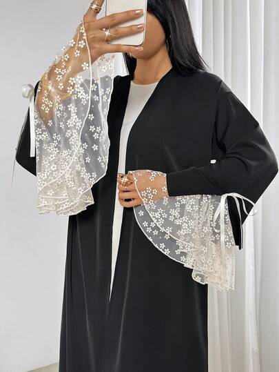 Women's 1 Piece Of Elegant, Multi-Colored Embroidered Dress For Ladies,Featuring Vibrant Embroidery Patterns And Patchwork Sleeves; Its Design Is Inspired By Bohemian Color Combinations. There Is Also A Retro-Style Arabic Dress, Which Is Ideal For Everyday Wear, Parties, Festive Events, Or Travel.