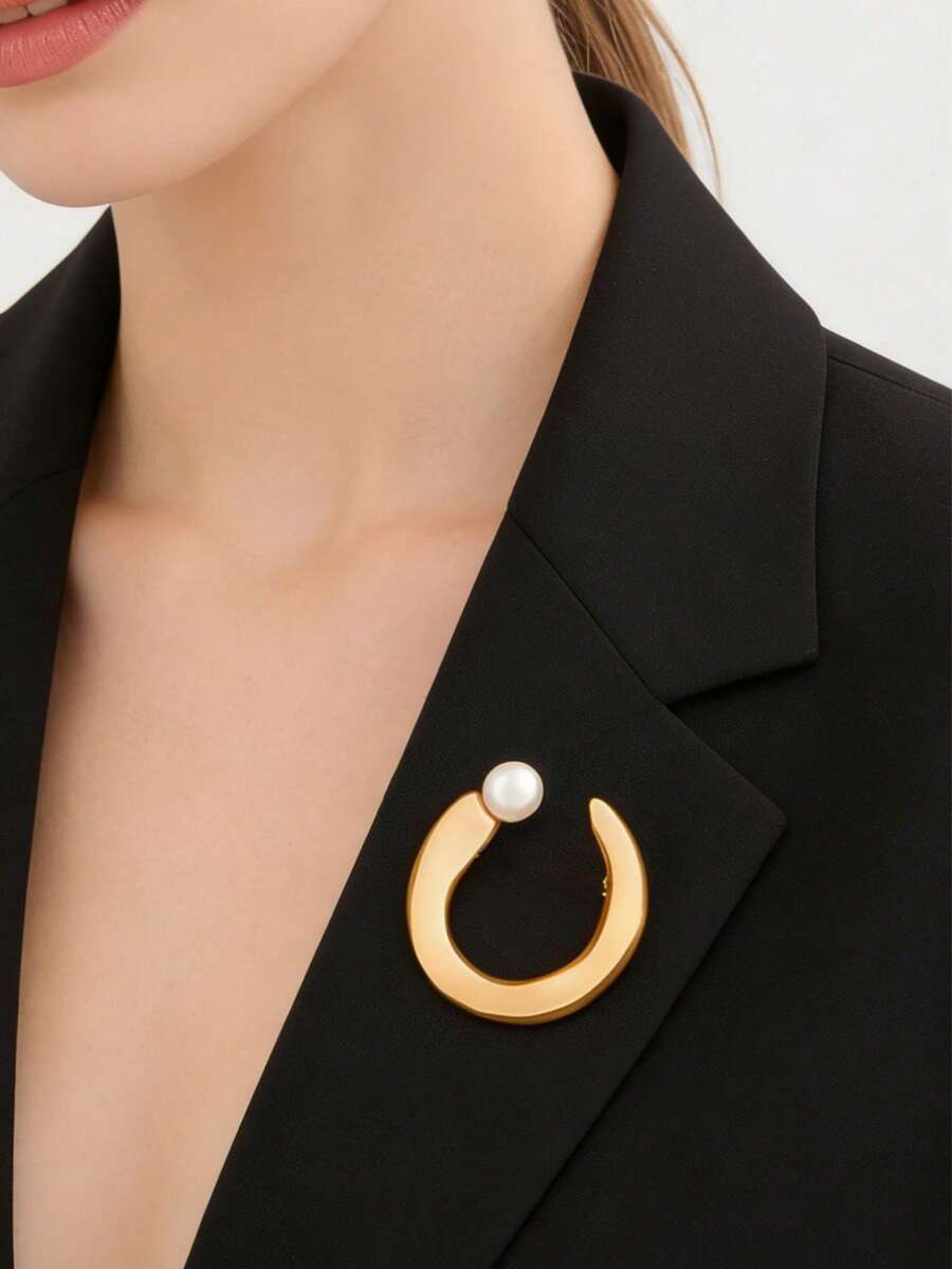 1pc Fashionable Gold Stainless Steel U-Shaped Faux Pearl Minimalist Brooch, Stylish Casual Versatile Lapel Pin Accessory, Suitable For Women's Daily Wear - Gold - View 1