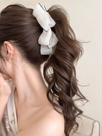 1个女士纯色优雅水钻网纱蝴蝶结香蕉发夹，适合日常佩戴