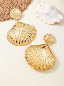 1 Pair Ocean Vacation Style Exaggerated Metal Shell (Large And Small) Stud Earrings, Suitable For Parties, Dinners, Summer Outfits And Photoshoots, Can Make The Face Look Slimmer - Yellow Gold - View 4