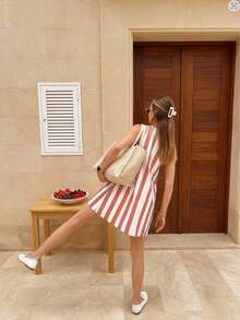 宽松无袖条纹连衣裙，粉白配色，休闲舒适，适合夏季外出穿着，优雅大方。 - 彩色 - 查看 3