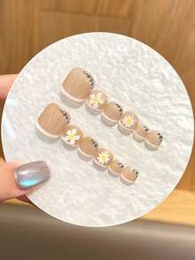 12片（脚趾甲）手工制作按压式脚趾甲，白色法式立体蝴蝶小钻，可爱可拆卸脚趾甲，适合女性和女孩日常佩戴，适合派对、美甲，赠送脚趾甲果冻胶和磨甲贴。 - 白色 - 查看 6