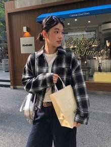 Áo sơ mi nữ dáng rộng, cổ bẻ kẻ caro tương phản, tay dài, cài cúc, thích hợp cho mùa xuân/hè. - màu đen - Xem 6