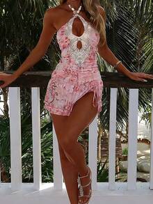Vestido mini de fiesta con parches de malla estampada, escote profundo en V, cintura con lazo, parches de lentejuelas y flecos de cuentas, color rosa - Rosa - Ver 2