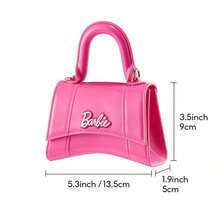 Miniso Túi Boston Barbie Sunlit Shine Series (Xanh lá cây)/ Túi nhựa Barbie Hourglass Series/ Túi xách Barbie Sunlit Shine Series (Nhiều màu), Túi thời trang nữ màu hồng, chất liệu PU/nhựa dẻo, túi đeo chéo hàng ngày (1 chiếc) - Nhiều màu - Xem 11
