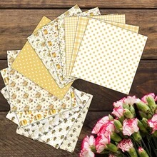 12 tờ giấy vẽ màu nước họa tiết ong và hoa, dùng làm giấy nền trang trí sổ lưu niệm, nhật ký, gấp giấy origami, làm thiệp và trang trí album ảnh. - A - Xem 6