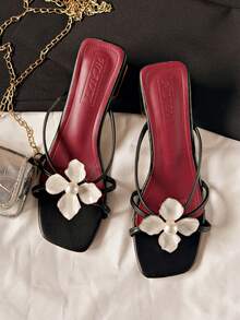 2025 Summer New French Thick Heel Faux Pearl Flower Strap Sandals, Open Toe Versatile Mid-Heel Slides For Women - Black - View 2