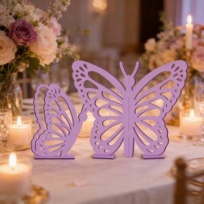 2件装木制蝴蝶道具装饰，翅膀剪影背景装饰，可作为送给妈妈的礼物，适用于生日、婴儿派对、婚礼派对等场合。