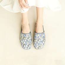 1pc New Embroidered Retro Slippers For Women, Open Toe Mesh Breathable House Slippers, Non-Slip Soft Bottom Sandals, Comfortable Slides For Office, Vacation, Spring/Summer Floral Print Casual Sandals - Blue - View 1