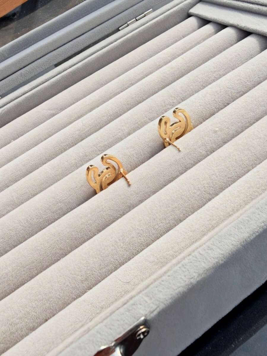 2只装时尚精致镂空珐琅白色耳环，女士款 - 金色 - 查看 1