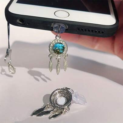 1pc Starry Sky Dream Catcher Phone Dust Plug - May Sweet Dreams Always Be With You | Comes With Portable Hanging Strap For Easy Storage And Anti-Loss. Suitable For IPhone/Type-C Charging Port. Christmas Gift. Pendant, Phone Charm