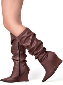 Women's Slouchy Ankle Boot With High Wedge Heel, Pointed Toe, And Wrinkled Detail - Lumiss - 鏽棕色 - 查看 2