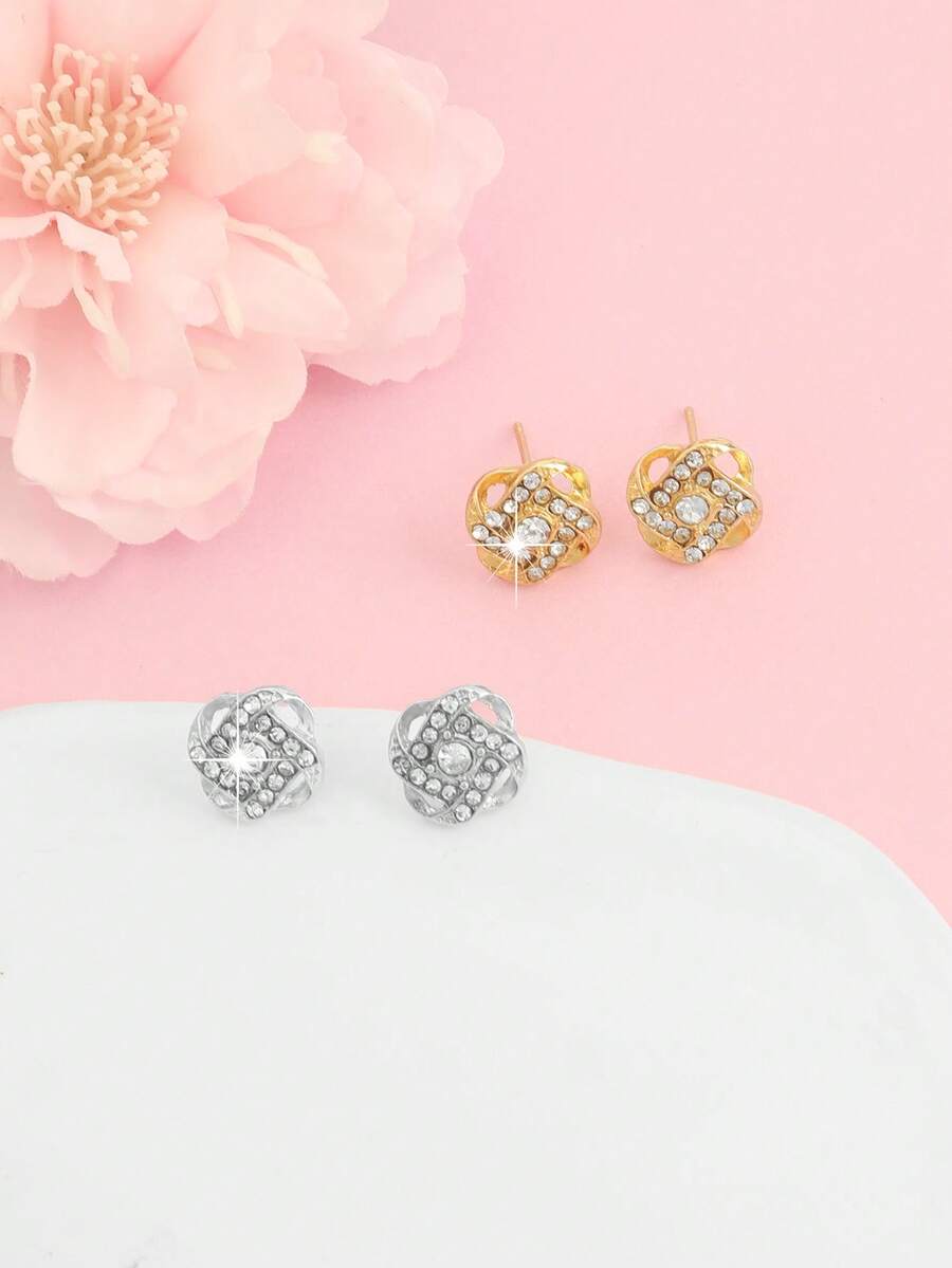 1 Pair Niche Design Elegant Cute Hollow Four-Leaf Clover Rhinestone Inlaid Earrings For Women - Openwork Rhinestone Earrings - View 1