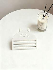 猫粮挤压器 - 高效挤压猫粮袋，最大限度利用剩余猫粮，避免浪费。专为注重清洁喂食和操作便捷的猫主人设计。这款挤压器适用于各种猫粮袋，易于清洁，保持卫生。 - 貓糧擠壓器 - 查看 7