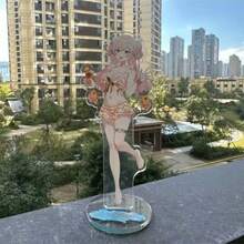 精美亚克力立牌摆件，灵感源自Hololive，以精湛工艺展现标志性VTuber角色。高透明度的亚克力材质突显了角色的精致细节和鲜艳设计，营造出引人注目的视觉效果。 - 彩色 - 查看 3