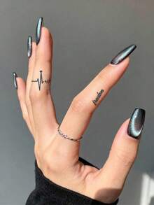 Hình xăm tạm thời màu đen nhỏ, sáng tạo, hình ảnh cành cây, hành tinh, chữ cái tiếng Anh chân thực dành cho nam và nữ, chống thấm nước, dán được lên cánh tay, mặt, cổ. - màu đen - Xem 7