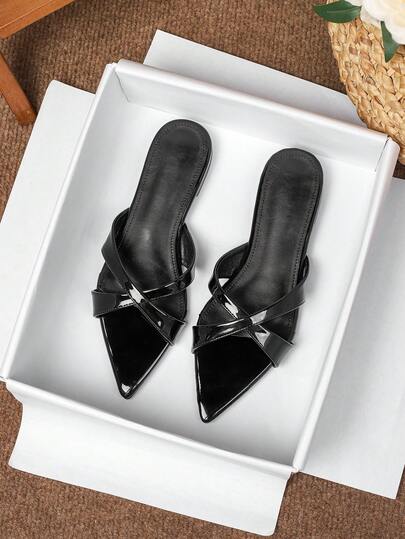 Women's Pointed Toe Flat Sandals, 2026 Spring/Summer New Versatile Soft Bottom Beach Sandals, Fashion Roman Sandals For Women, Plus Size 41-42