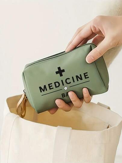 Túi đựng đồ du lịch phong cách retro dành cho nữ - Hộp đựng mỹ phẩm theo chủ đề với thiết kế nhãn thuốc và họa tiết chữ thập đen - Túi đựng đồ vệ sinh cá nhân nhỏ gọn với nhiều ngăn nhỏ, thích hợp cho du lịch, bệnh viện và phòng khám - Món quà sinh nhật lý tưởng