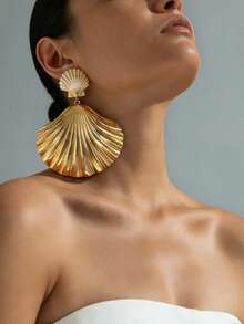 1 Pair Ocean Vacation Style Exaggerated Metal Shell (Large And Small) Stud Earrings, Suitable For Parties, Dinners, Summer Outfits And Photoshoots, Can Make The Face Look Slimmer - Yellow Gold - View 7