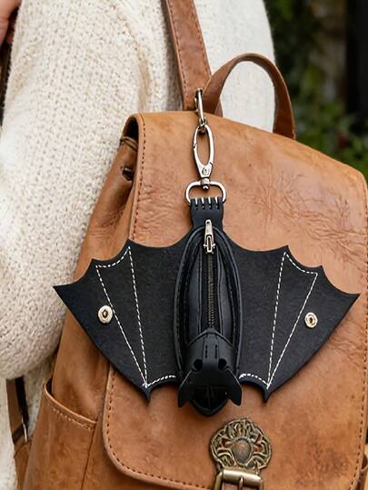 Handmade Gothic Bat Wing Coin Purse - A Hand-Stitched Bat Wallet Featuring A Zippered Coin Pocket And Keychain, Suitable For Bags And Belts - A Stylish Accessory