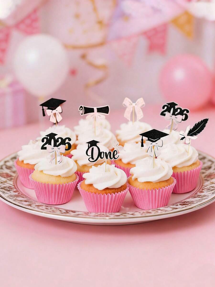 Bộ 12 phụ kiện trang trí bánh cupcake chủ đề tốt nghiệp năm 2026 lấp lánh, lý tưởng cho bữa tiệc tốt nghiệp năm 2026. Những phụ kiện trang trí bánh cupcake mini này rất phù hợp để trang trí bánh cupcake tốt nghiệp, làm vật trang trí trung tâm cho bữa tiệc và thêm điểm nhấn lễ hội cho các buổi lễ tại nhà - Không thể thiếu cho bữa tiệc tốt nghiệp năm 2026. - K - Xem 1