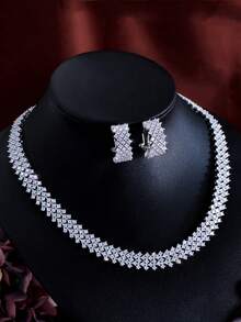 1 Set Shining Round Cubic Zirconia Paved Wide Tennis Choker Necklace And Huggie Hoop Earrings, Silver Plated Wedding Banquet Jewelry Set For Women Brides Bridesmaids Engagement Pageant Party Prom As Gift For Girlfriends - White - View 9