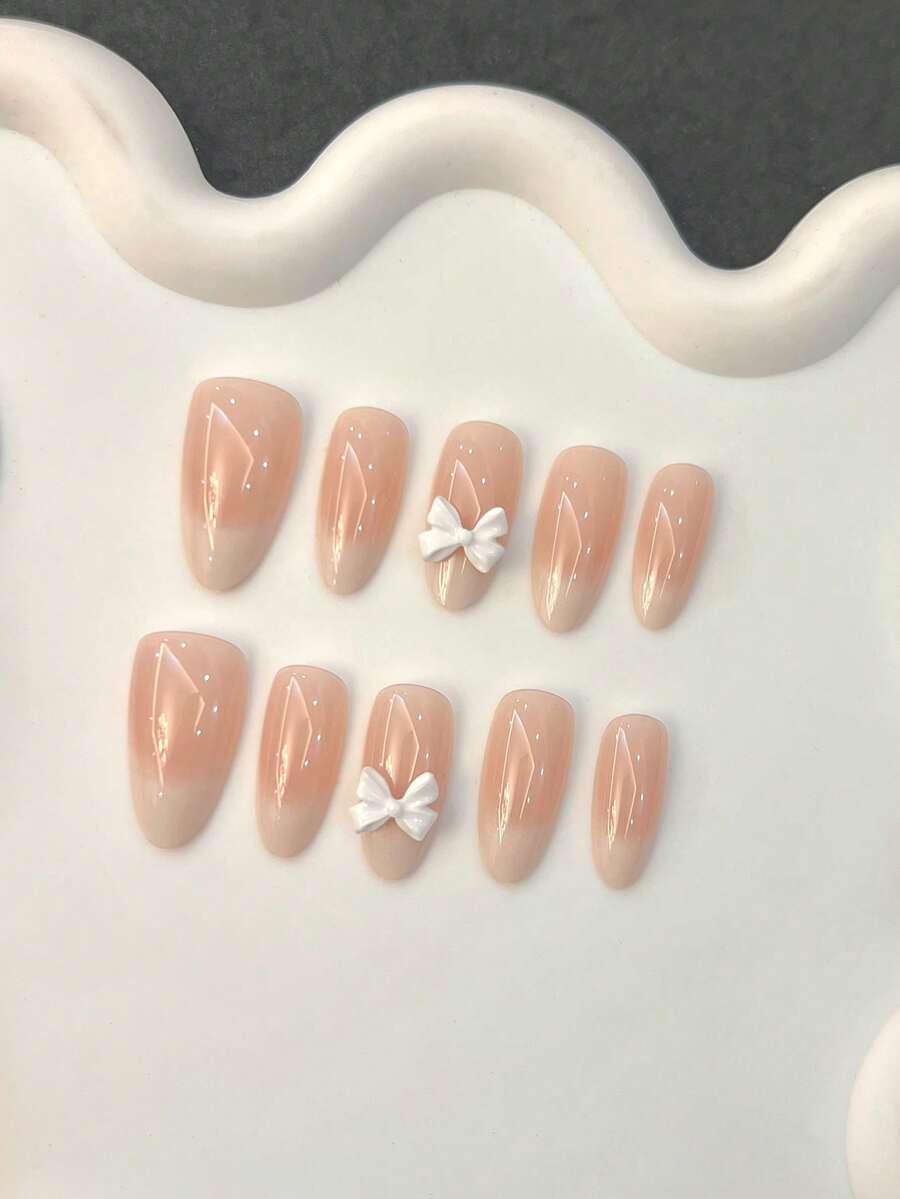 10片Y2K手工中号杏仁色乳白色渐变法式美甲贴纸，带蝴蝶结设计，加厚款，包含1瓶胶水和1个指甲锉，适合女士和女孩日常、派对和聚会使用。