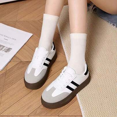 米色女士运动鞋，轻便百搭，户外训练鞋，时尚厚底舒适休闲鞋，适合学生外出穿着