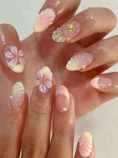24pcs Short Oval 3D Gel Nail Stickers & Floral Nail Art, Decorated With Shells And Pearls, French Tip Design, Short Length Perfect Fit, Acrylic Fake Nails Set Includes: 1pc Jelly Gel And 1pc Nail File, Suitable For Women's Daily Work, Party And Other Occasions In Summer To Create French Manicure Style