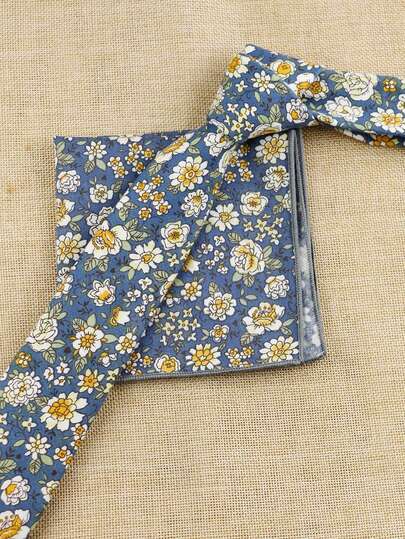 ZLQ&GOU 2 PCS Blue Ditsy Floral Men's Cotton Tie Set, Includes Tie And Handkerchief, Casual Party Gift Tie Set